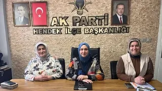 AK Parti Hendek Kadın Kolları Başkanı Süeda Keleş İstifa Etti