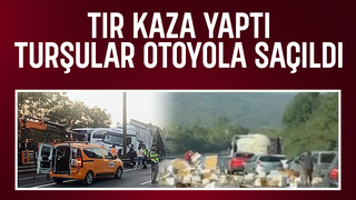 Turşular otoyola saçıldı