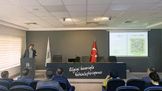 Akademi ve iş dünyası ilişkisi ele alındı