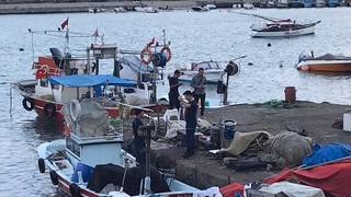 Akçakoca'da denize sızan yağ araştırılıyor