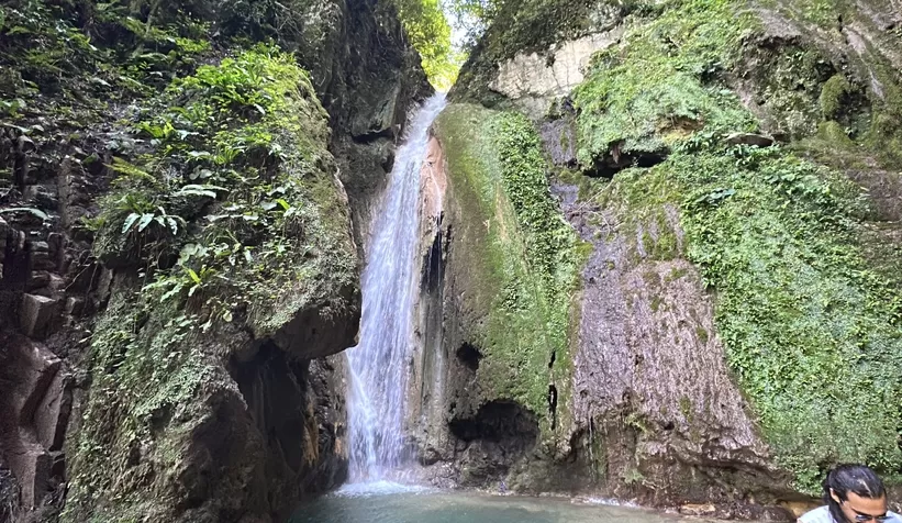 Aktaş Şelalesi güzelliği ile hayran bırakıyor