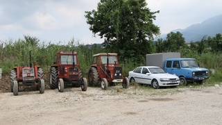 Akyazı belediyesi araç satıyor
