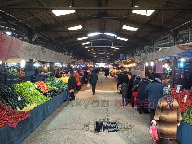 Akyazı Belediyesi devretti, pazar yerini odalar işletecek