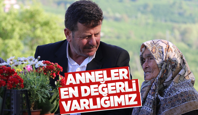 Akyazı Belediyesi'nden annelere ziyaret