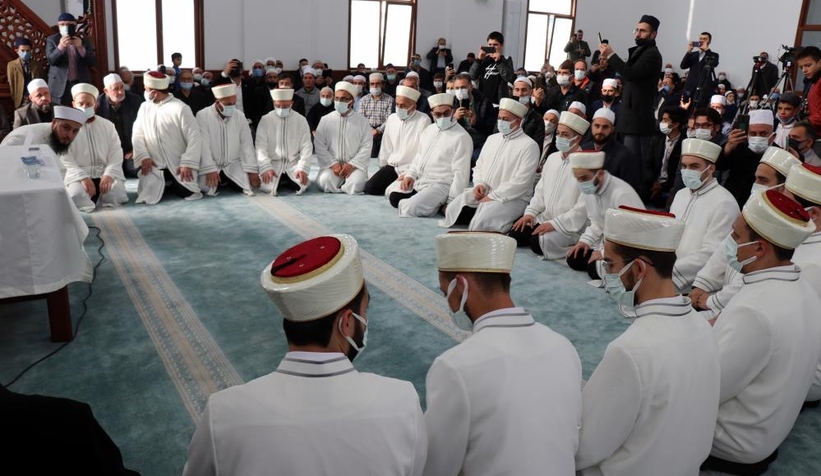 Akyazı'da 17 hafız için İcazet Programı düzenlendi