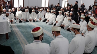 Akyazı'da 17 hafız için İcazet Programı düzenlendi