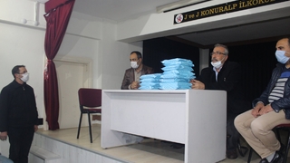 Akyazı'da 32 çocuk tablete kavuştu