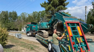 Akyazı'da dere yatakları ıslah ediliyor