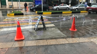 Akyazı'da engelli rampaları düzeltildi