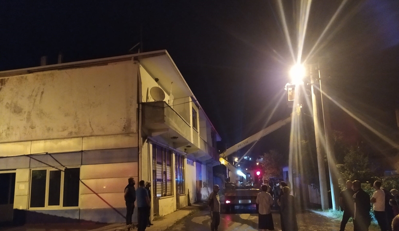 Akyazı'da fabrikada yangın