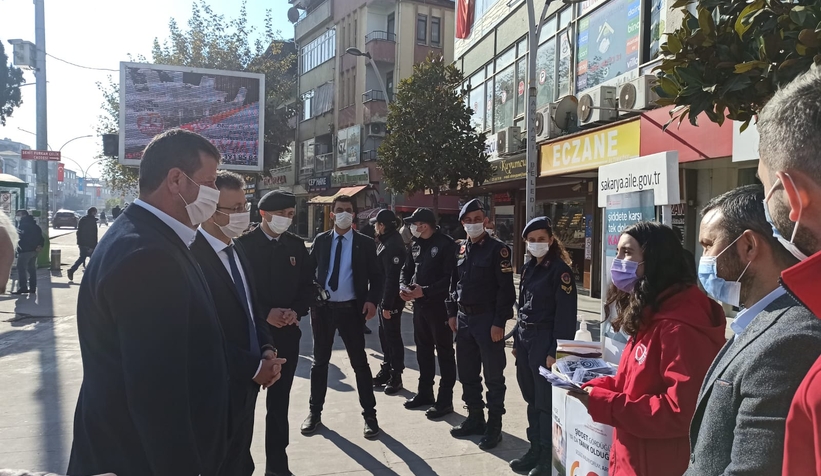 Akyazı'da kadınlara KADES tanıtıldı