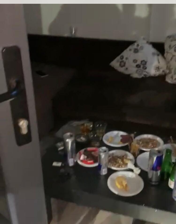 Akyazı'da korona partisine polis baskını