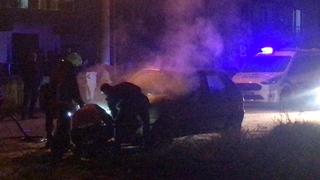 Akyazı'da otomobilde yangın