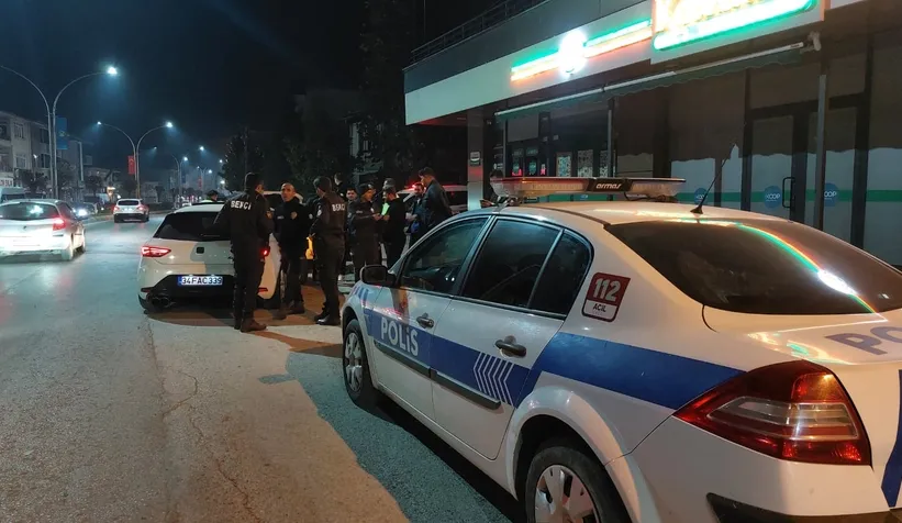 Akyazı'da polisten şok uygulama