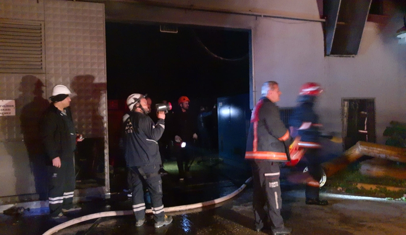 Akyazı'da tekstil fabrikasında yangın