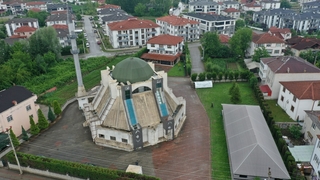 Akyazı'da Uzay Cami olarak bilinen Ömercikler Camii yıkılıyor