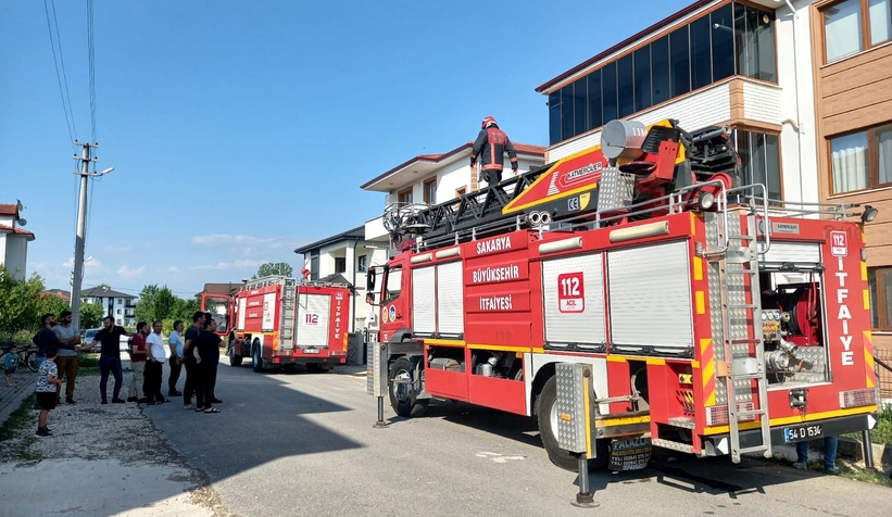 Akyazı'da yangın paniği