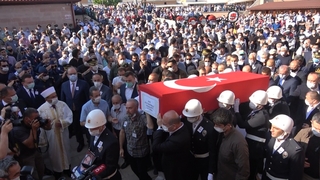 Akyazı'nın damadı şehit pilot son yolculuğuna uğurlandı