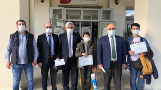 Akyazı'nın gururu olan öğrenciler ödüllendirildi