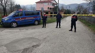 Akyazıda 2 sokak karantinaya alındı