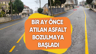 Akyazıda bir ay önce atılan asfalt dökülüyor