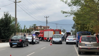 Akyazı'da zincirleme kaza:17 yaralı