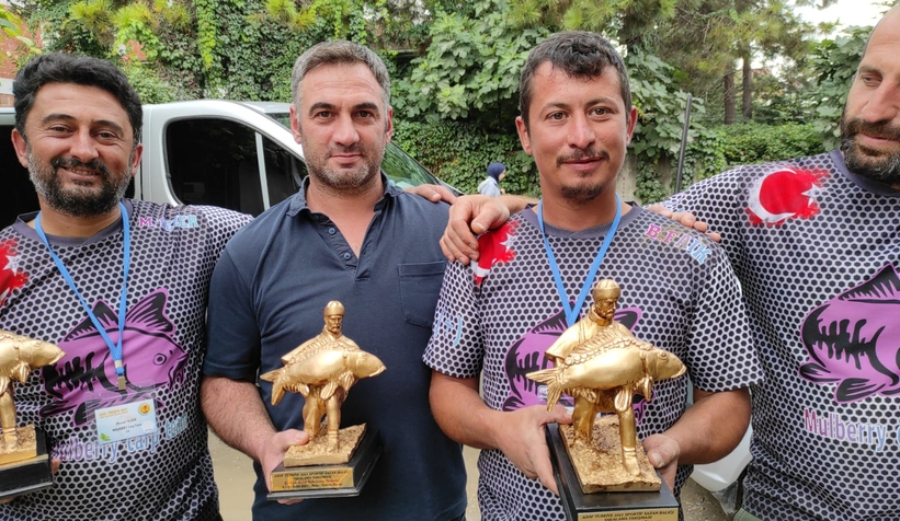 Akyazılı balıkçılar şampiyonada birinci oldu