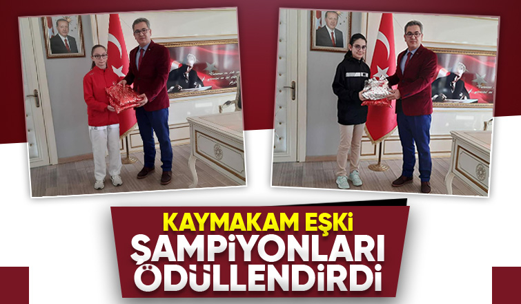 Akyazılı şampiyon karateciler ödüllendirildi