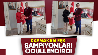 Akyazılı şampiyon karateciler ödüllendirildi