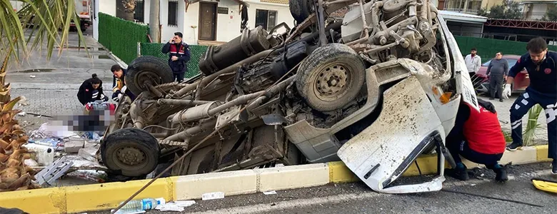 Akyazılı sürücü feci kazada hayatını kaybetti