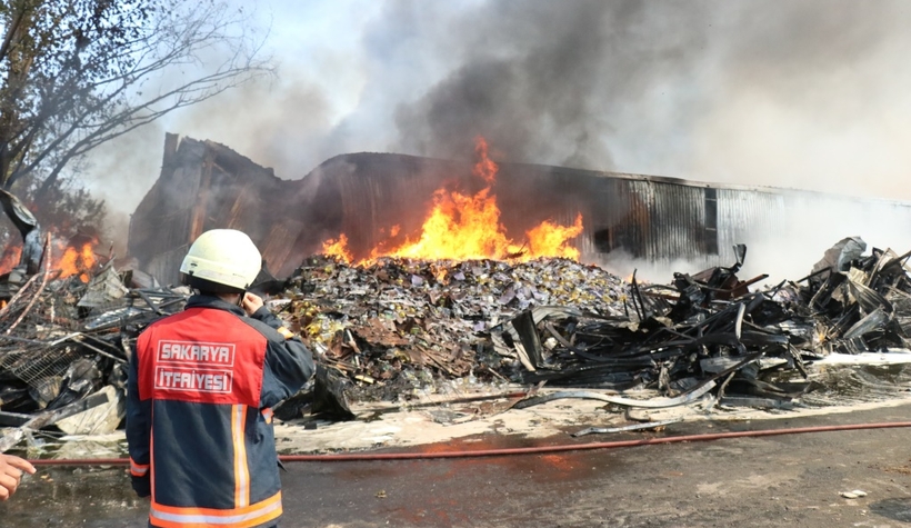 Alevlere teslim oldu, zarar büyük