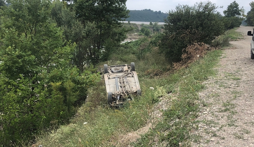 Alkollü sürücünün otomobili takla attı