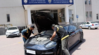 Almanya'da çalınan Porsche Türkiye'de bulundu