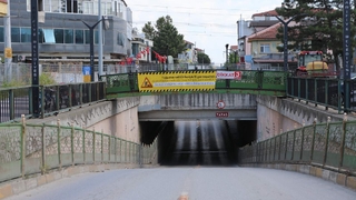 Alt geçit bakıma alınıyor