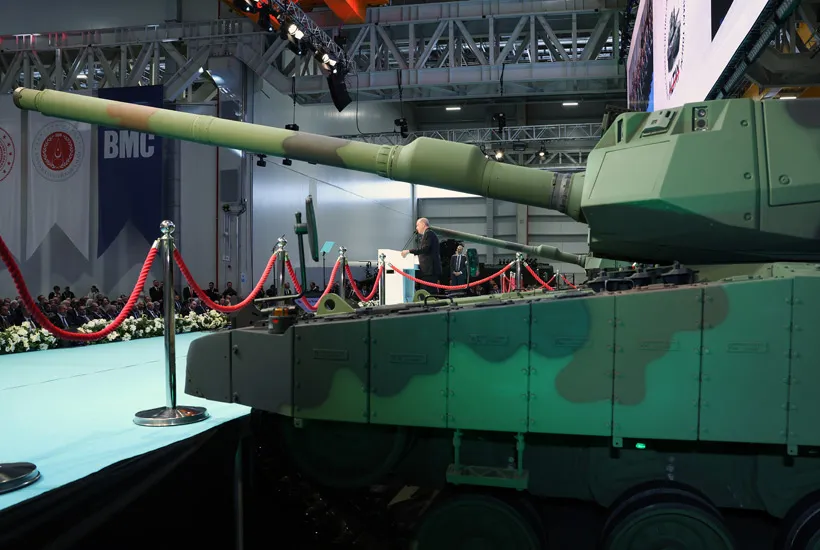 Altay Tankı'nın TSK'ya ilk teslimatı yapıldı