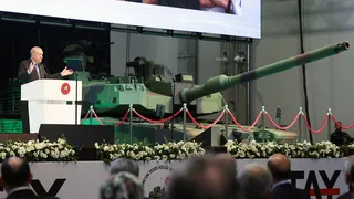 Altay Tankı'nın TSK'ya ilk teslimatı yapıldı