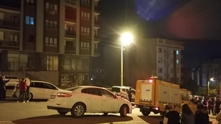 Altı katlı binada çökme tehlikesi, tahliye edildiler