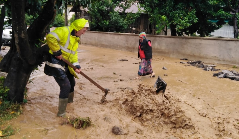 Altındere'de taşkın