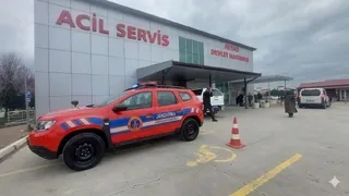 Amcasını silahla vurdu