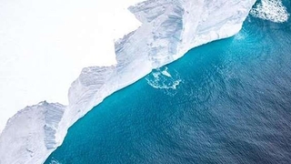 Antarktika'da dünyanın en büyük buzdağı koptu