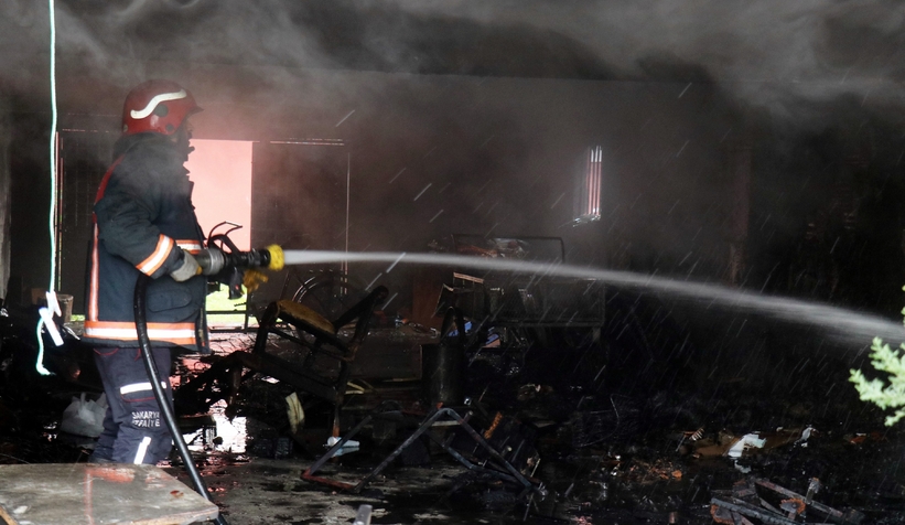 Apartmanda yangın paniği