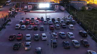 Arabalı sinema etkinlikleri ertelendi