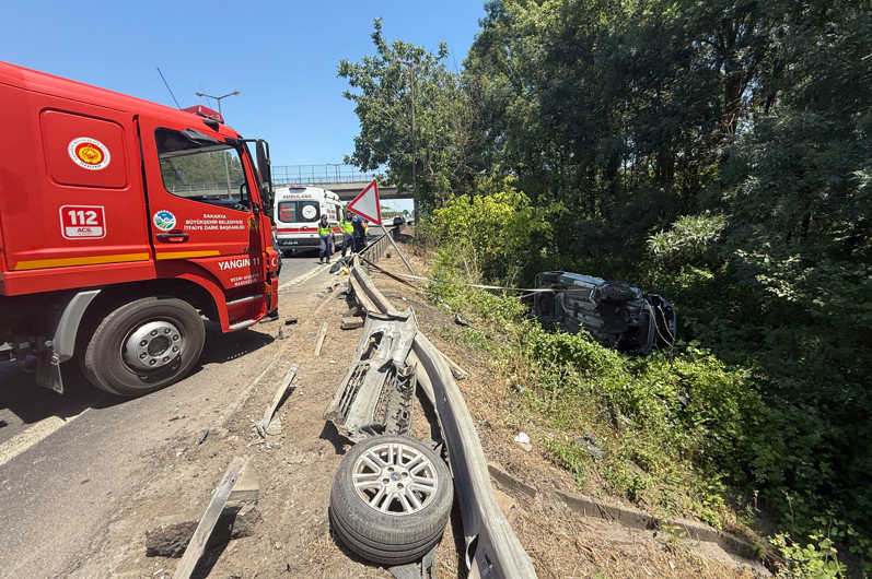 Araç şarampole uçtu: 6 yaralı