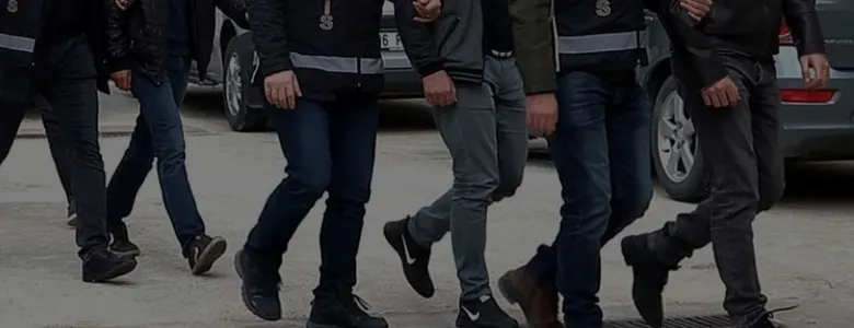 Aranan 413 kişi yakalandı