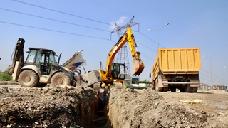 Aras Caddesi'nde çalışmalar sürüyor