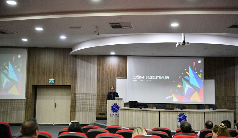 Araştırma Projelerinde CBS Kullanımı ve Uygulamaları anlatıldı