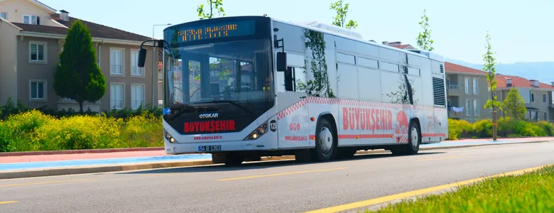 Arefe günü mezarlık ziyaretlerine ulaşım ücretsiz