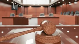Arkadaşına destek olsun diye kart okuttu işinden oldu