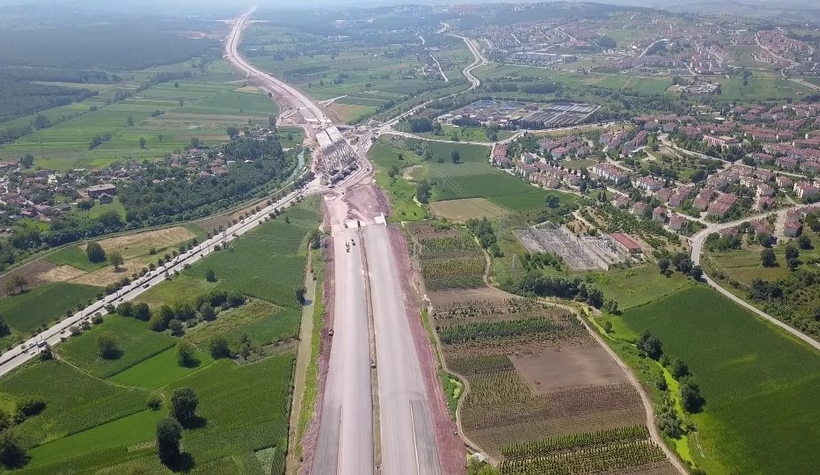 Asfalt serimi devam ediyor