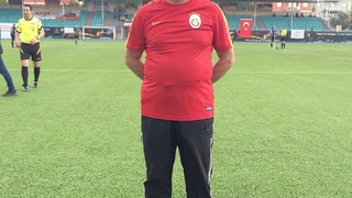 Aşı karşıtı antrenör koronadan öldü